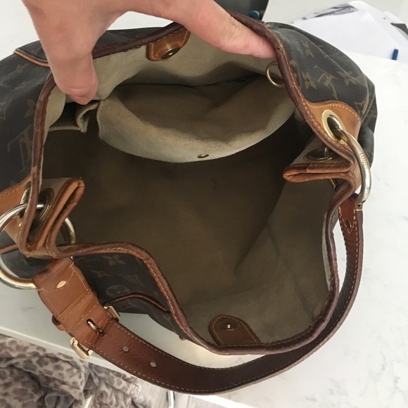 LOUIS VUITTON MONOGRAM GALLIERA PM - Picture 4 of 7